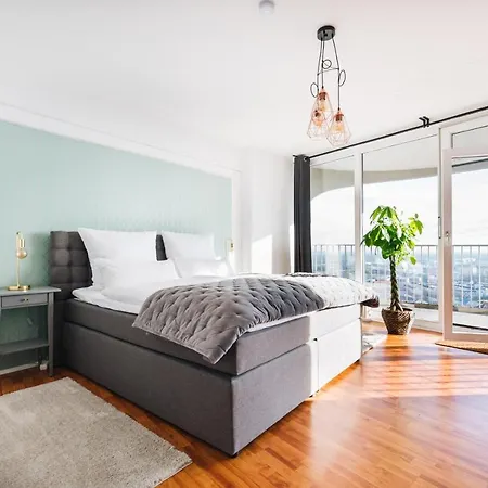 Great View I 26 Floor I Netflix And Boxspringbed Апартаменты Аугсбург